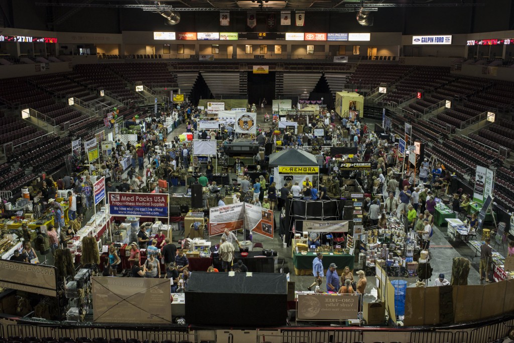 Over 90 vendors showcase items at the Arizona Survivalist/Prepper Expo. <small>(Photo by Jim Tuttle/News21)